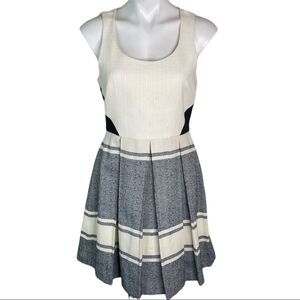 4.Collective Pleated Sleeveless Dress Size 8